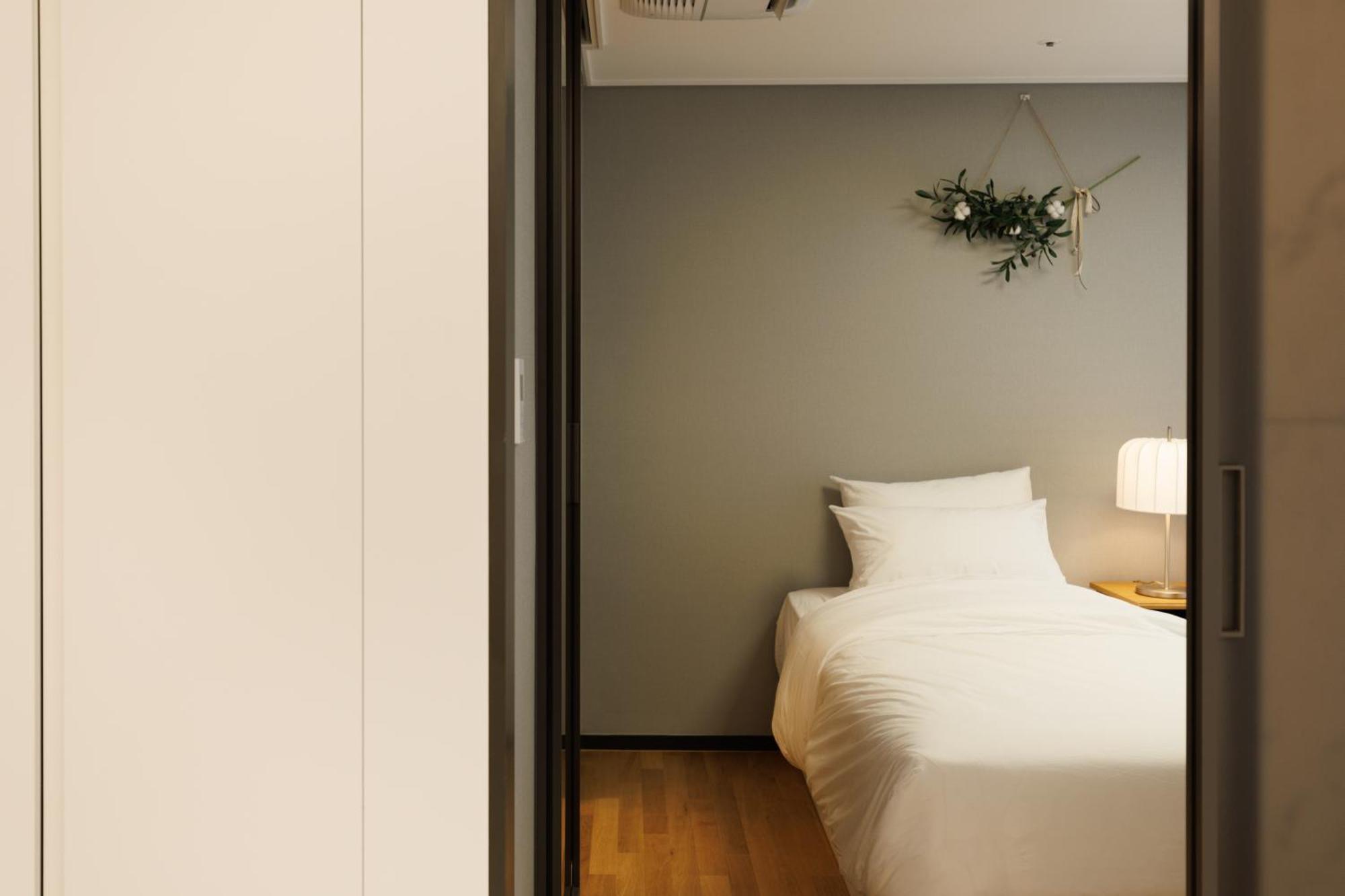 Wecostay Gangnam Сеул Экстерьер фото